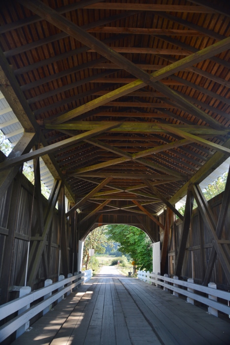 inside the Harris Bridge